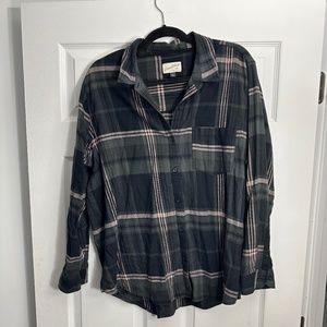 Universal Thread flannel button up